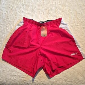 Umbro men's Medium red and white athletic shorts with liners NWT